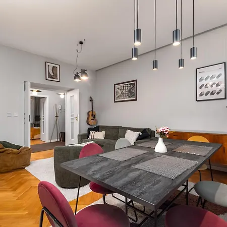 Raszynska 32-44 By Homeprime Apartment *
